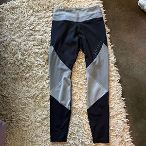 Nike geometric leggings size small full length